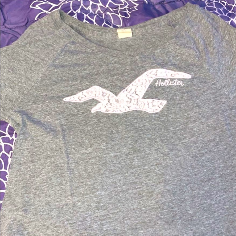 Long sleeve hollister shirt size small
